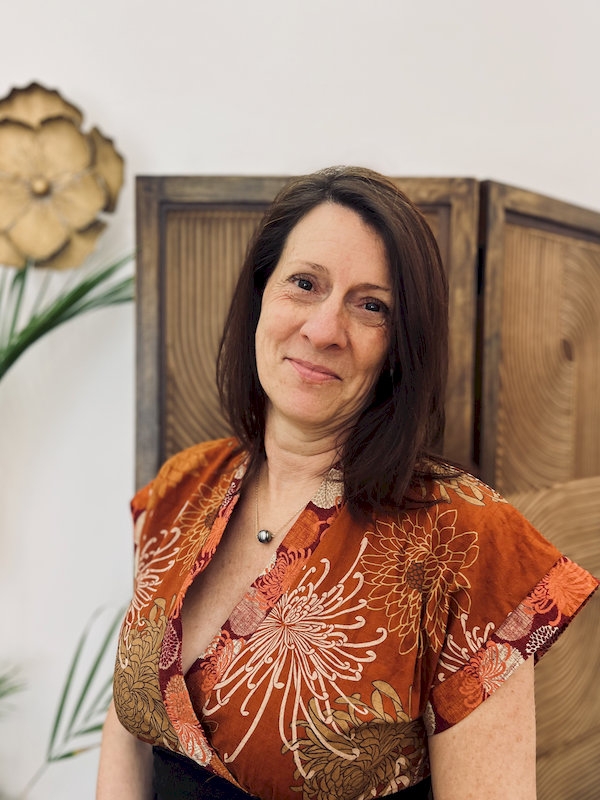 Anouck praticienne massage shiatsu Monde Sensible Montpellier